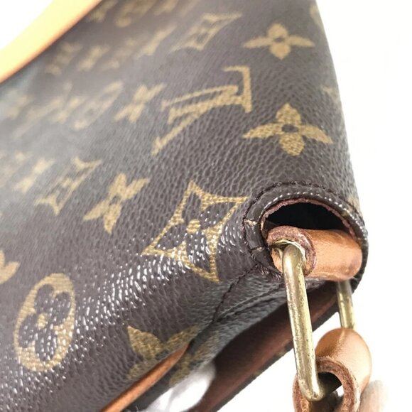 LOUIS VUITTON Monogram Musette M51256 Shoulder bag - Picture 7 of 16